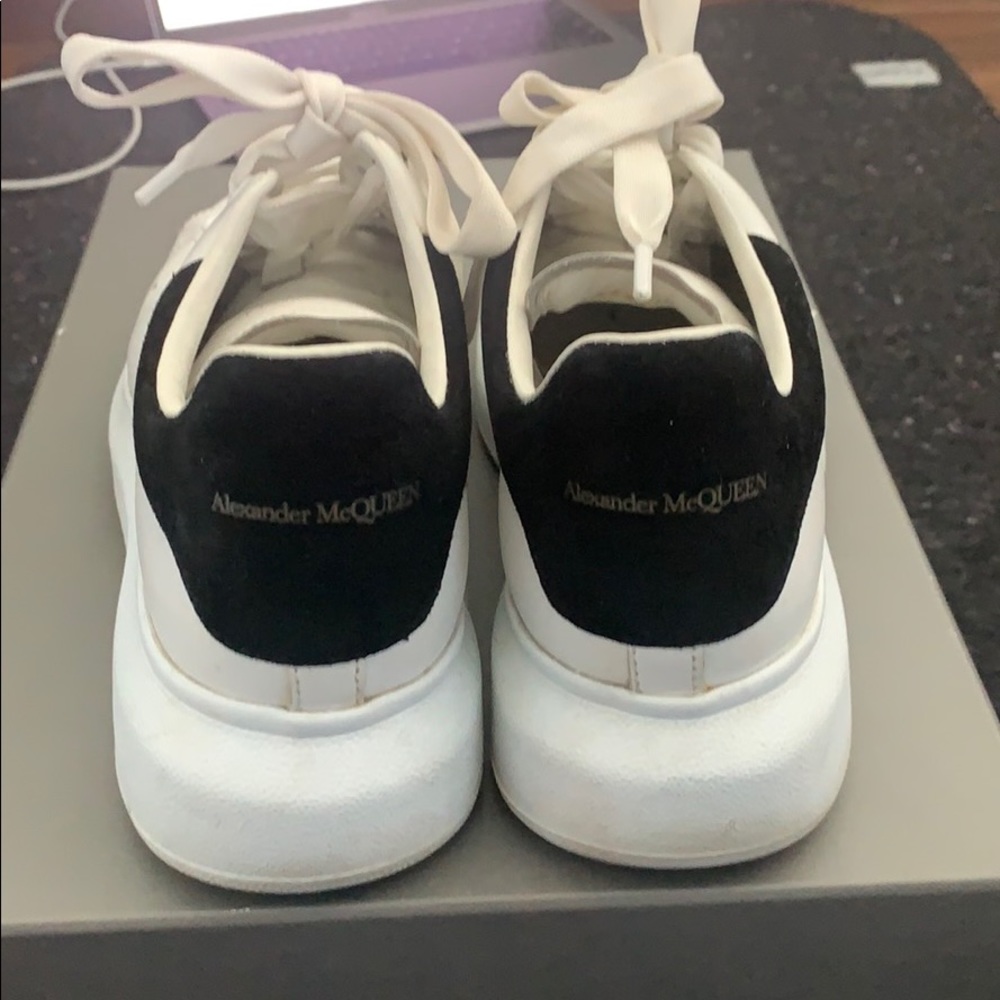 Alexander MQUEEN Sneakers White/Black 36.5 $490 - Picture 3 of 7